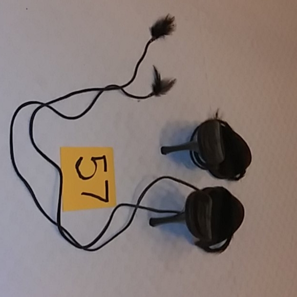 Heels - Picture 2 of 6